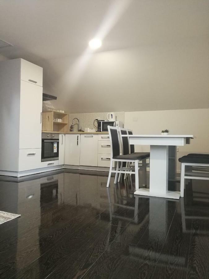 סמולג'אנאק New Apartment Near Plitvice Lakes מראה חיצוני תמונה